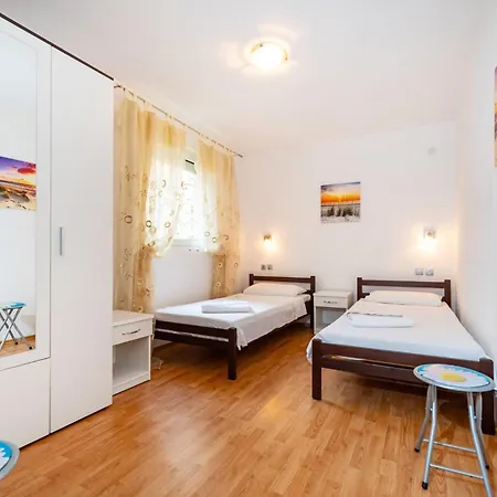 Mili Apartment *