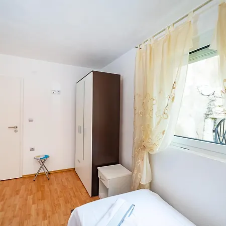 Mili Apartment *