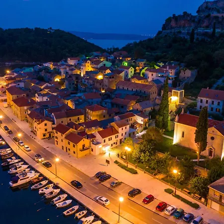 Mili * Novigrad (Dalmatia)