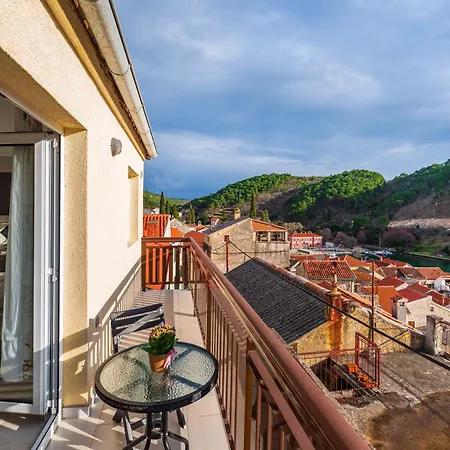 Mili Apartament *