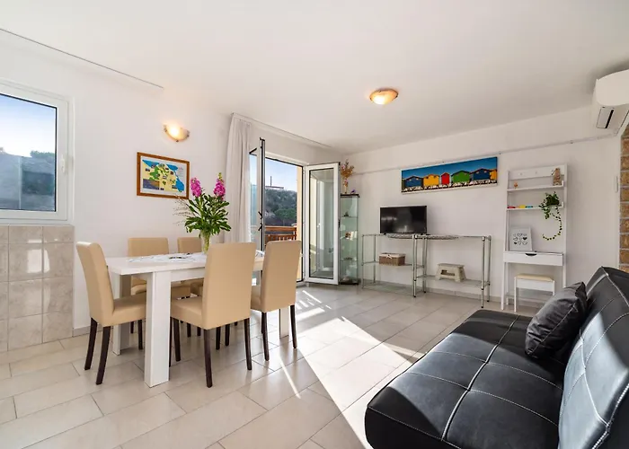 Mili * Новиград-Далмация